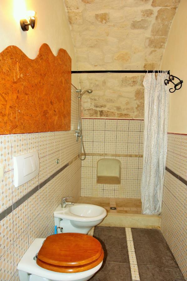 Vinciucci Bed & Breakfast Ispica Bagian luar foto
