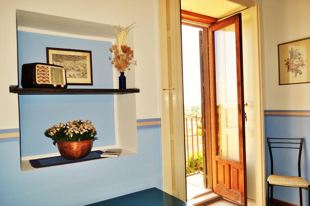 Vinciucci Bed & Breakfast Ispica Bagian luar foto